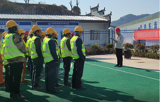 啟動(dòng)會(huì)現(xiàn)場(chǎng) 啟動(dòng)會(huì)現(xiàn)場(chǎng)