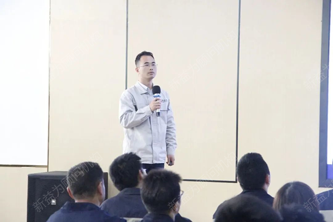 顧問做工作點(diǎn)評與下階段工作計劃講解 顧問做工作點(diǎn)評與下階段工作計劃講解